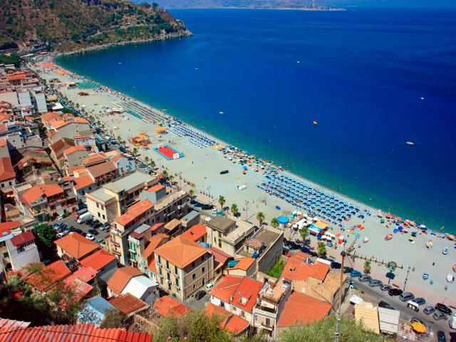 Calabria-beaches-Italy