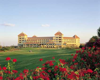 External View of Hilton Pyramids Golf Resort Cairo