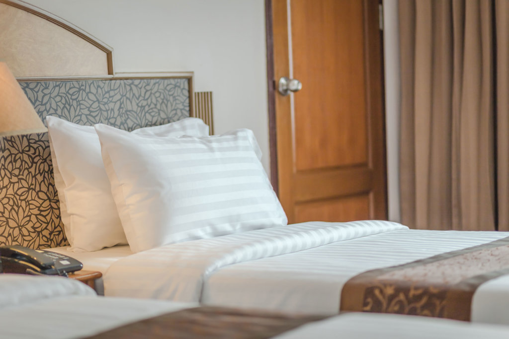 In-Room - Latest flights and Travel news