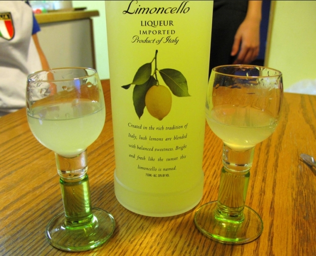 Limoncello_Italy