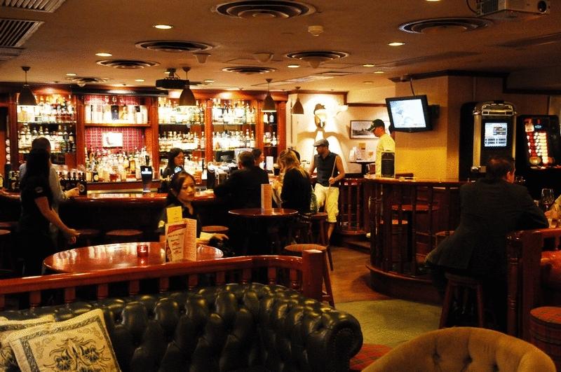The Canny Man Hong Kong Inside view