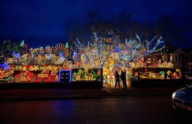 christmas-house-lights-London christmas-house-lights-London