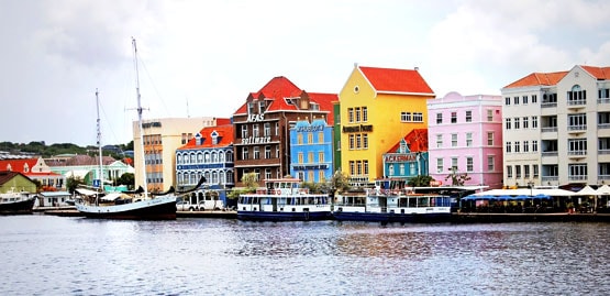 Cheap Flight to Netherlands Antilles